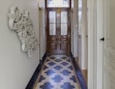 hallway04